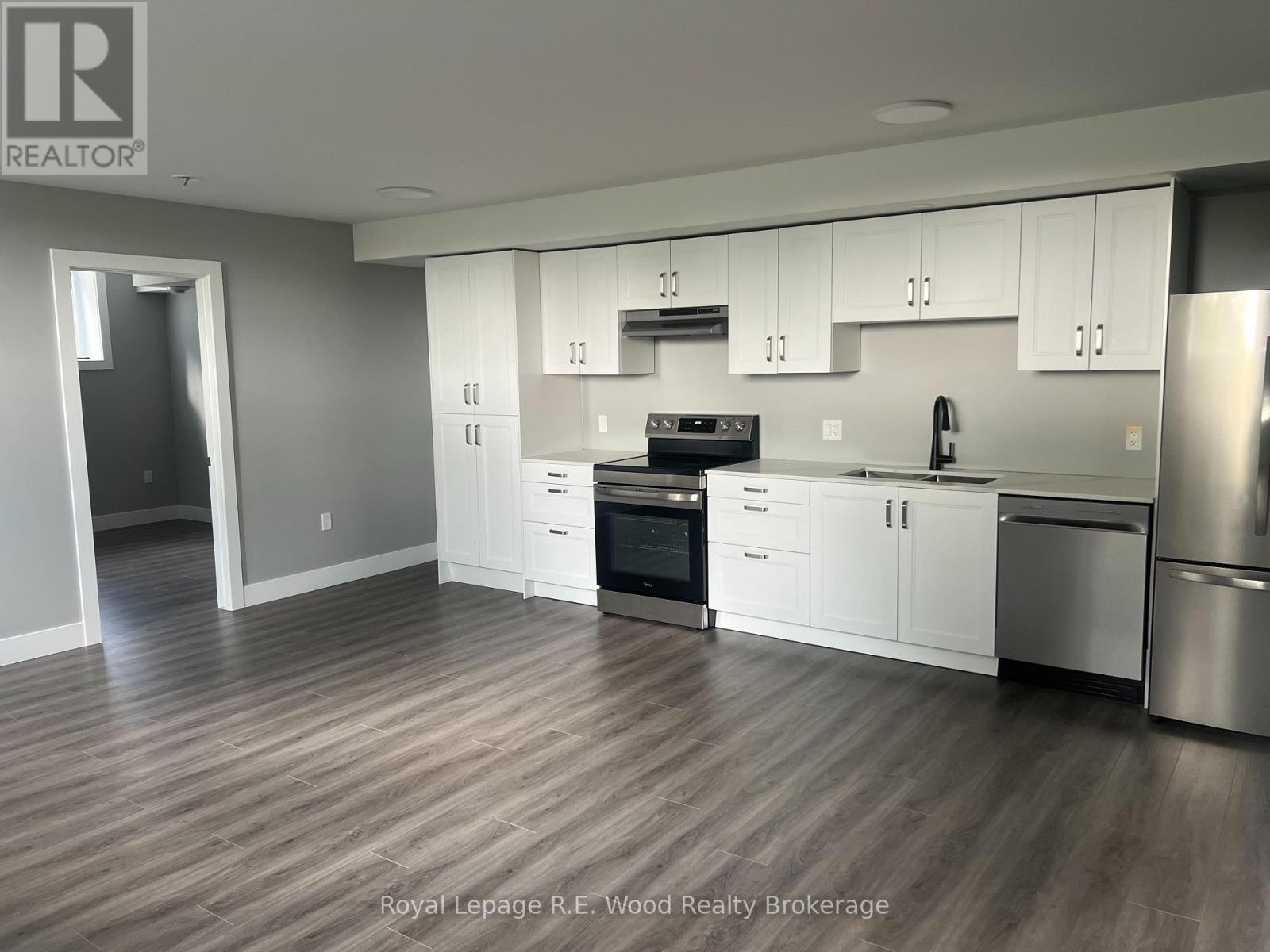 












335 JOHN STREET S

,
Aylmer,




Ontario
N5H2C9

