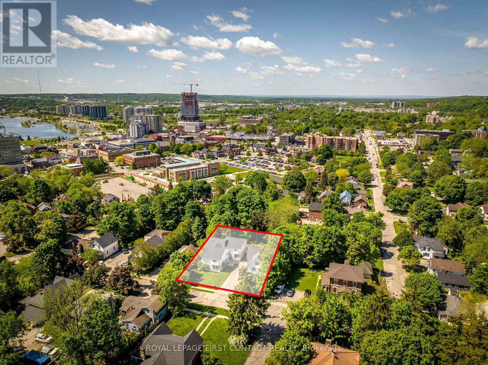 












14-16 PEEL STREET

,
Barrie,




Ontario
L4M3K8

