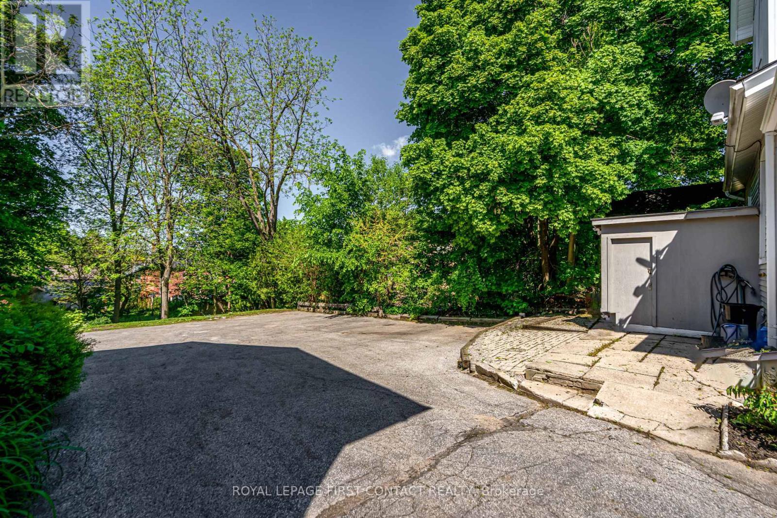 












14-16 PEEL STREET

,
Barrie,




Ontario
L4M3K8


