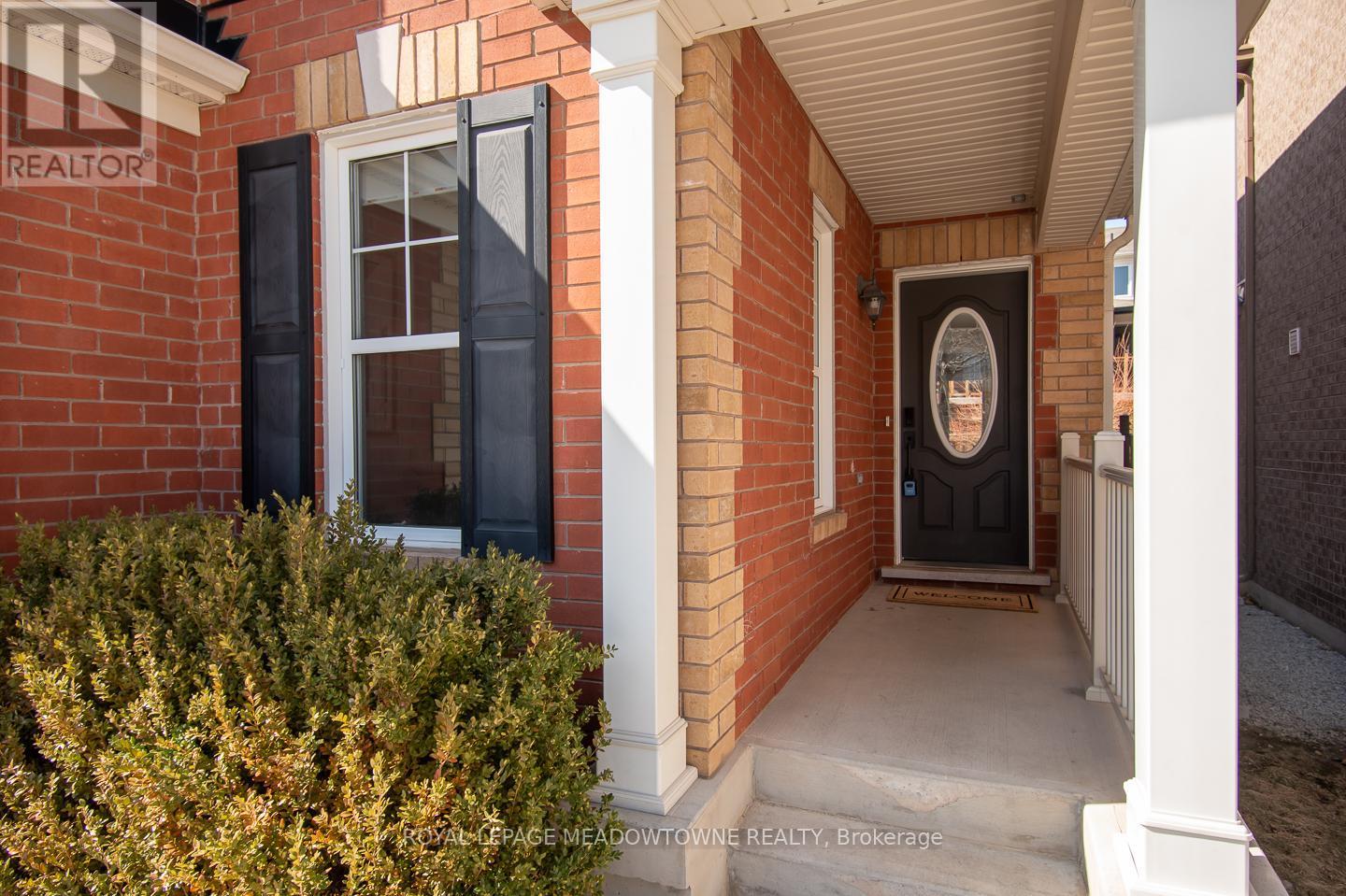 












465 TYRONE CRESCENT

,
Milton,




Ontario
L9T8J8

