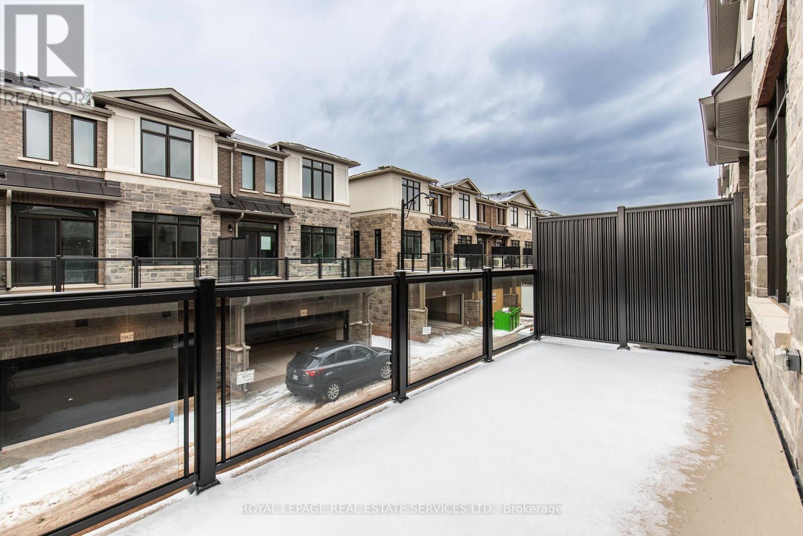 












2733 WESTOAK TRAILS BOULEVARD

,
Oakville,




Ontario
L6M5T1

