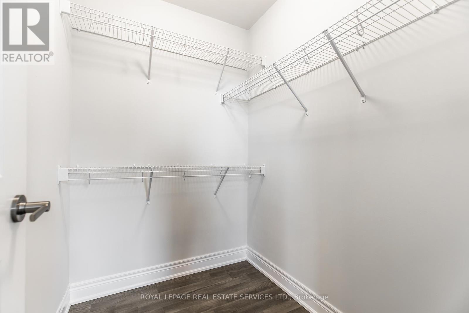 












2733 WESTOAK TRAILS BOULEVARD

,
Oakville,




Ontario
L6M5T1

