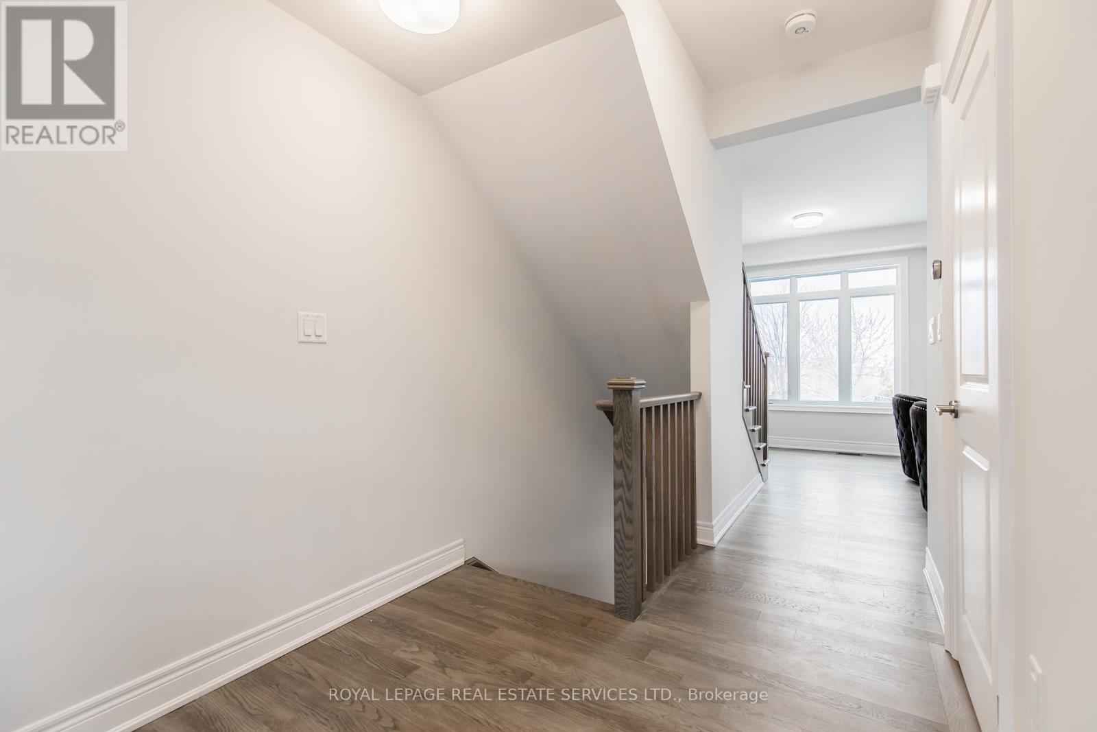 












2733 WESTOAK TRAILS BOULEVARD

,
Oakville,




Ontario
L6M5T1

