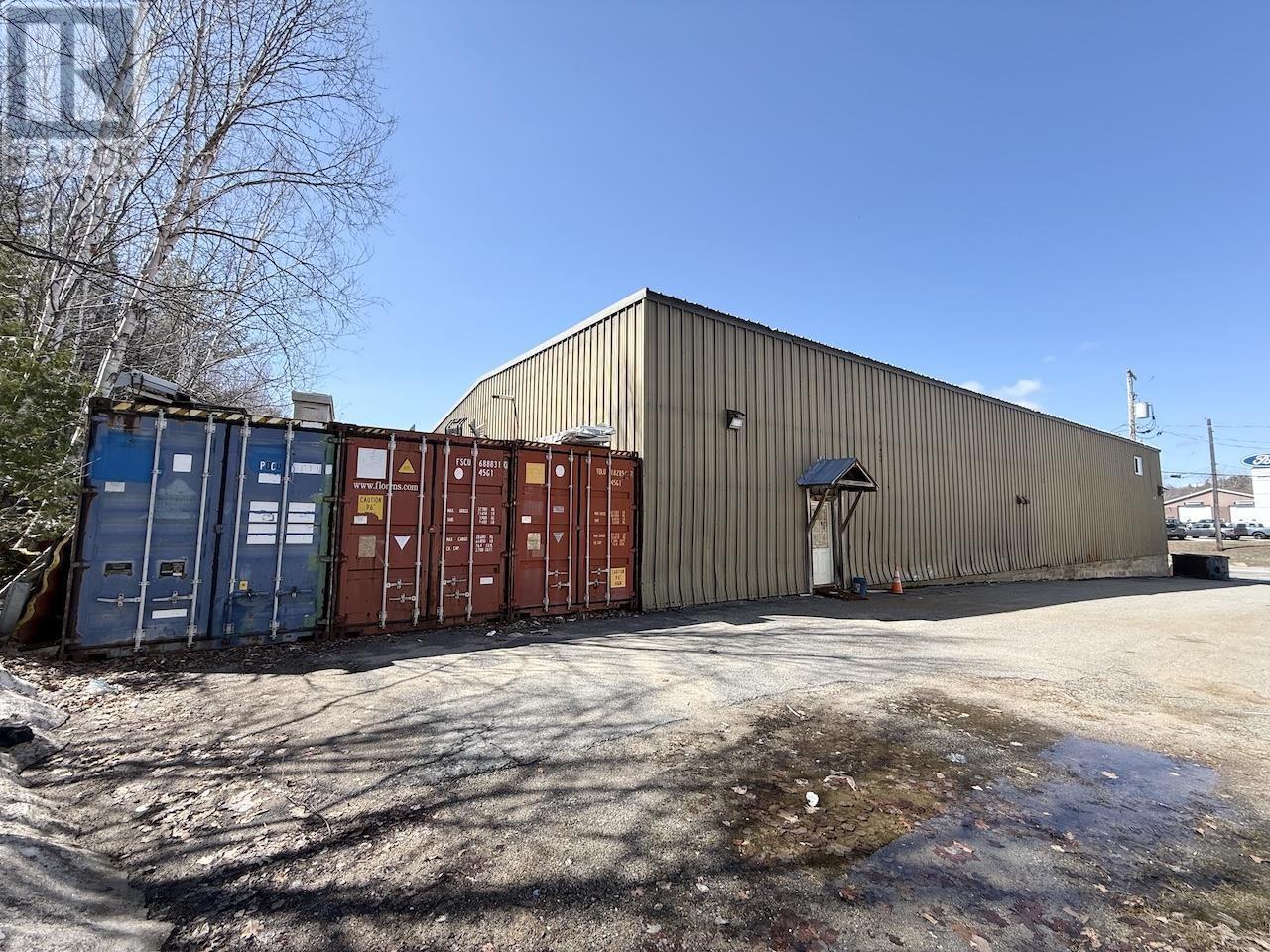 












37 Perini RD

,
Elliot Lake,




Ontario
P5A2T1

