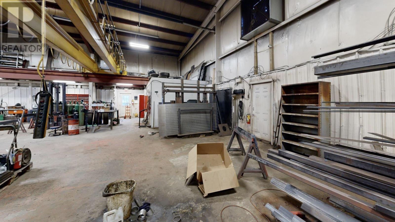 












37 Perini RD

,
Elliot Lake,




Ontario
P5A2T1

