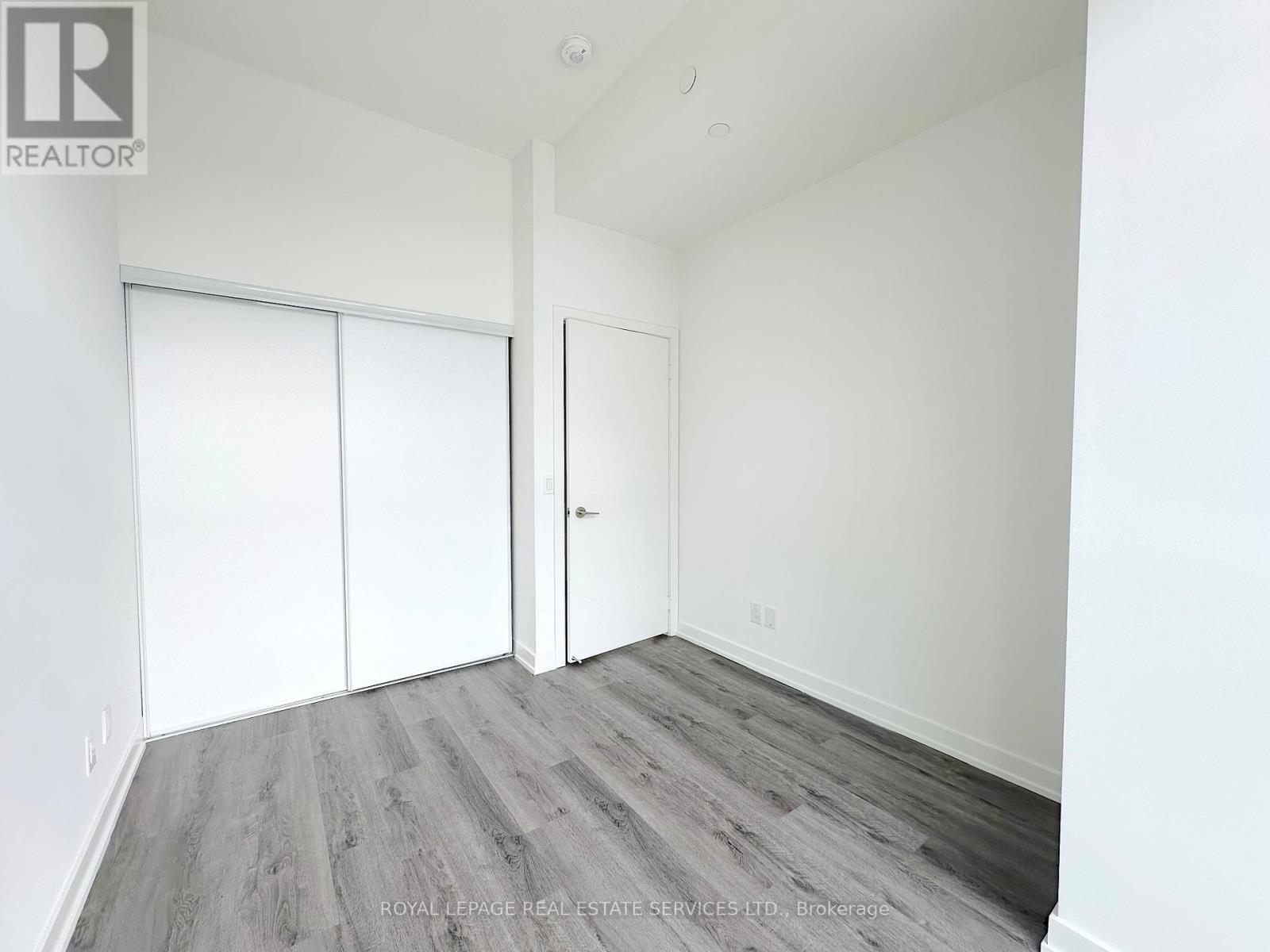 












1201 - 1225 YORK MILLS ROAD

,
Toronto,




Ontario
M3A1Y4

