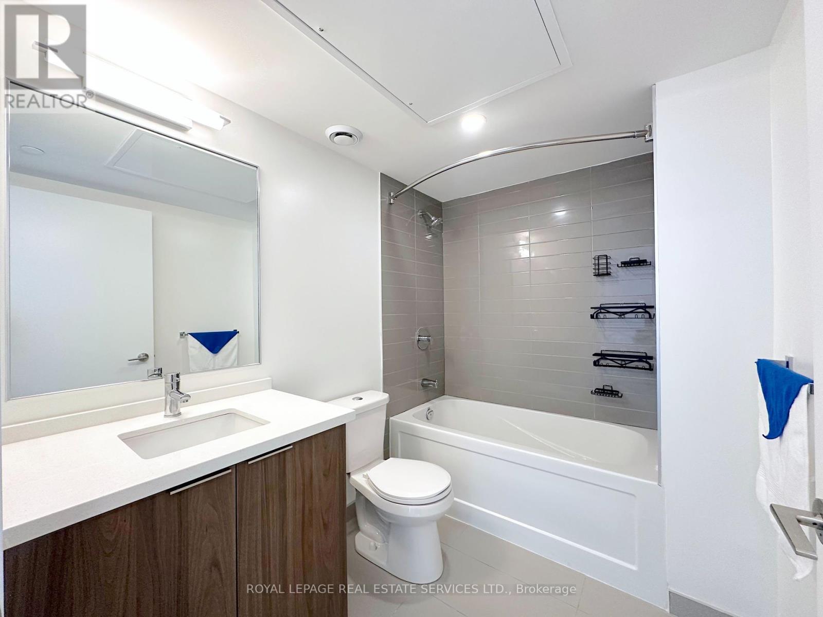 












1201 - 1225 YORK MILLS ROAD

,
Toronto,




Ontario
M3A1Y4


