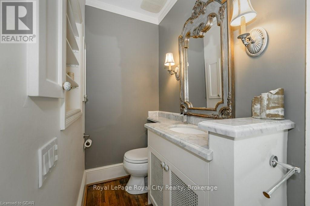 












134 DUBLIN STREET N

,
Guelph (Downtown),




Ontario
N1H4N7

