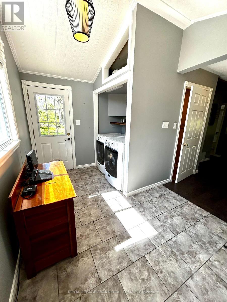 












680 MARBLE POINT ROAD

,
Marmora and Lake (Marmora Ward),




Ontario
K0K2M0

