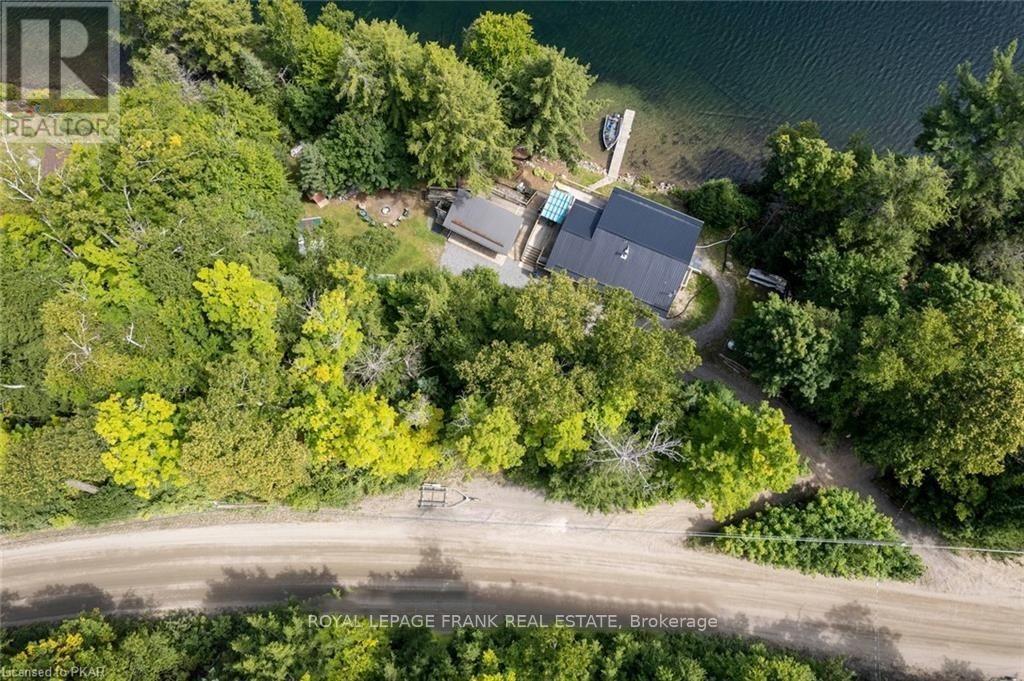 












1758 PAPINEAU LAKE ROAD

,
Hastings Highlands (Wicklow Ward),




Ontario
K0L2R0

