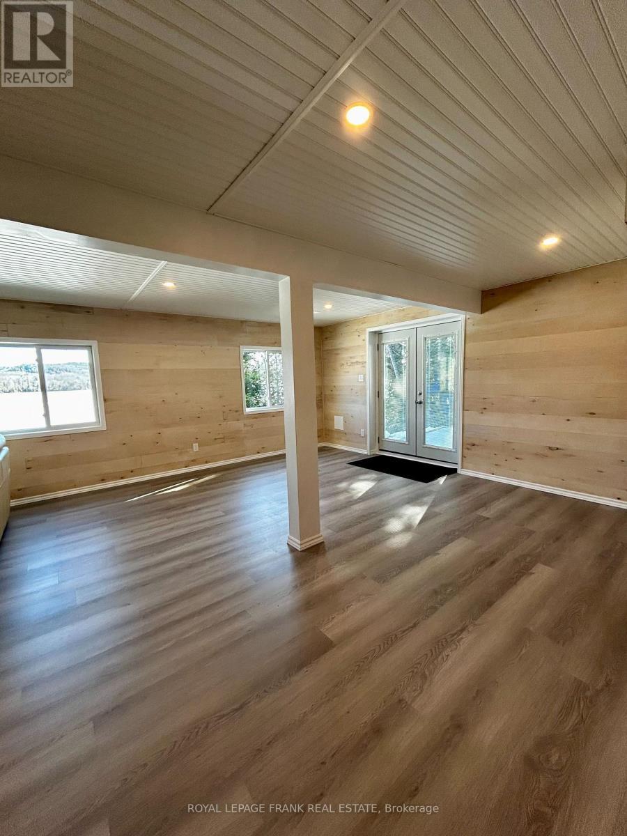 












1758 PAPINEAU LAKE ROAD

,
Hastings Highlands (Wicklow Ward),




Ontario
K0L2R0

