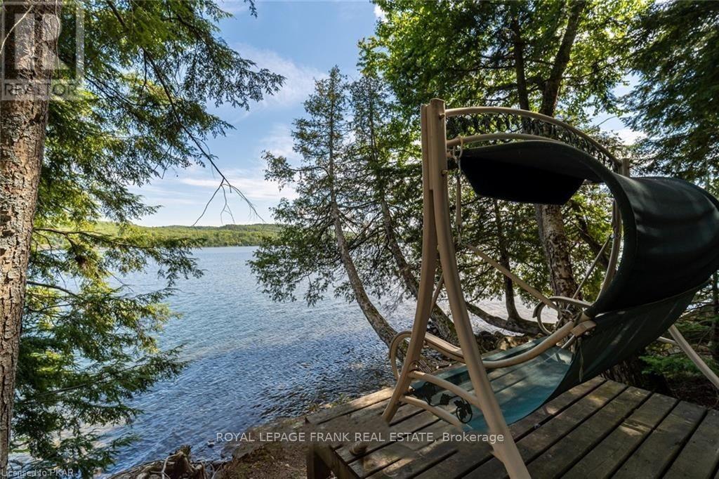 












1758 PAPINEAU LAKE ROAD

,
Hastings Highlands (Wicklow Ward),




Ontario
K0L2R0

