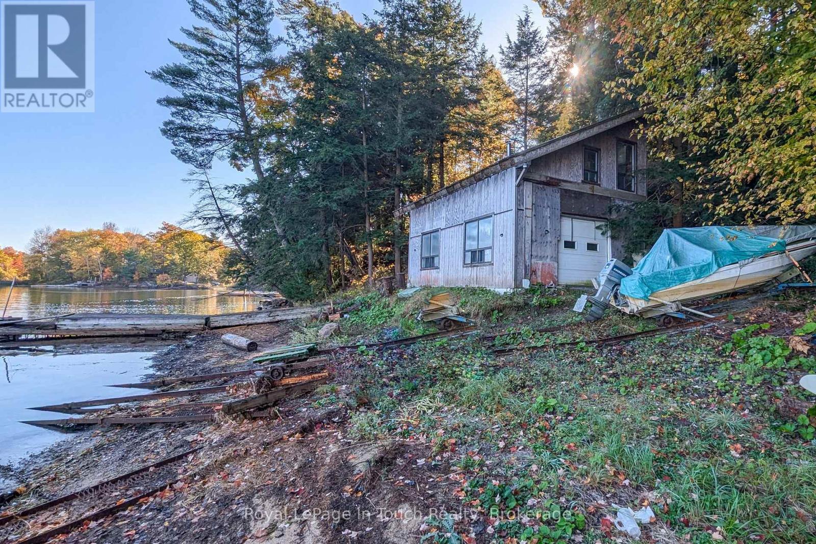 












1276 ISLAND 980

,
Georgian Bay (Baxter),




Ontario
P0E1E0

