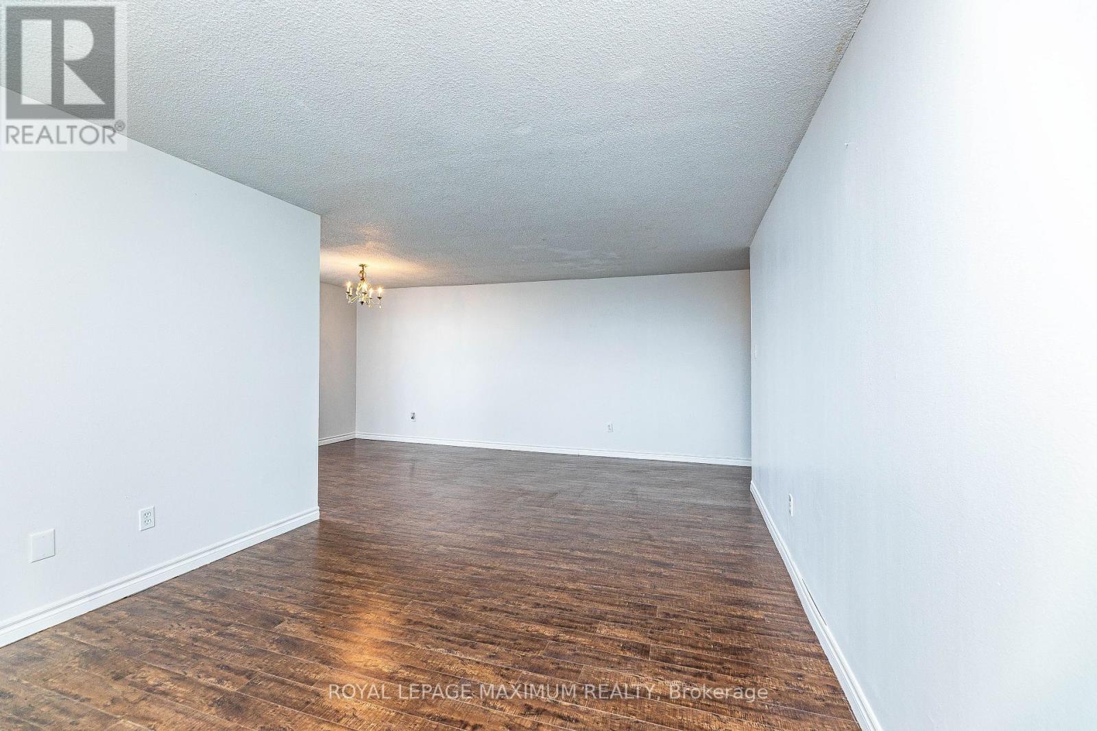 












1912 - 15 KENSINGTON ROAD

,
Brampton,




Ontario
L6T3W2

