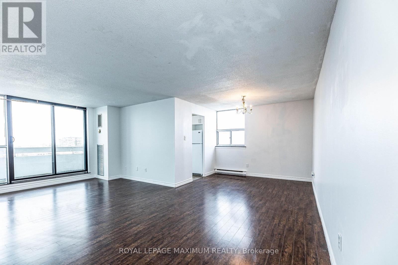 












1912 - 15 KENSINGTON ROAD

,
Brampton,




Ontario
L6T3W2

