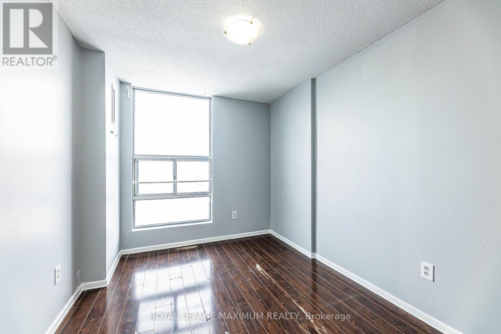












1912 - 15 KENSINGTON ROAD

,
Brampton,




Ontario
L6T3W2

