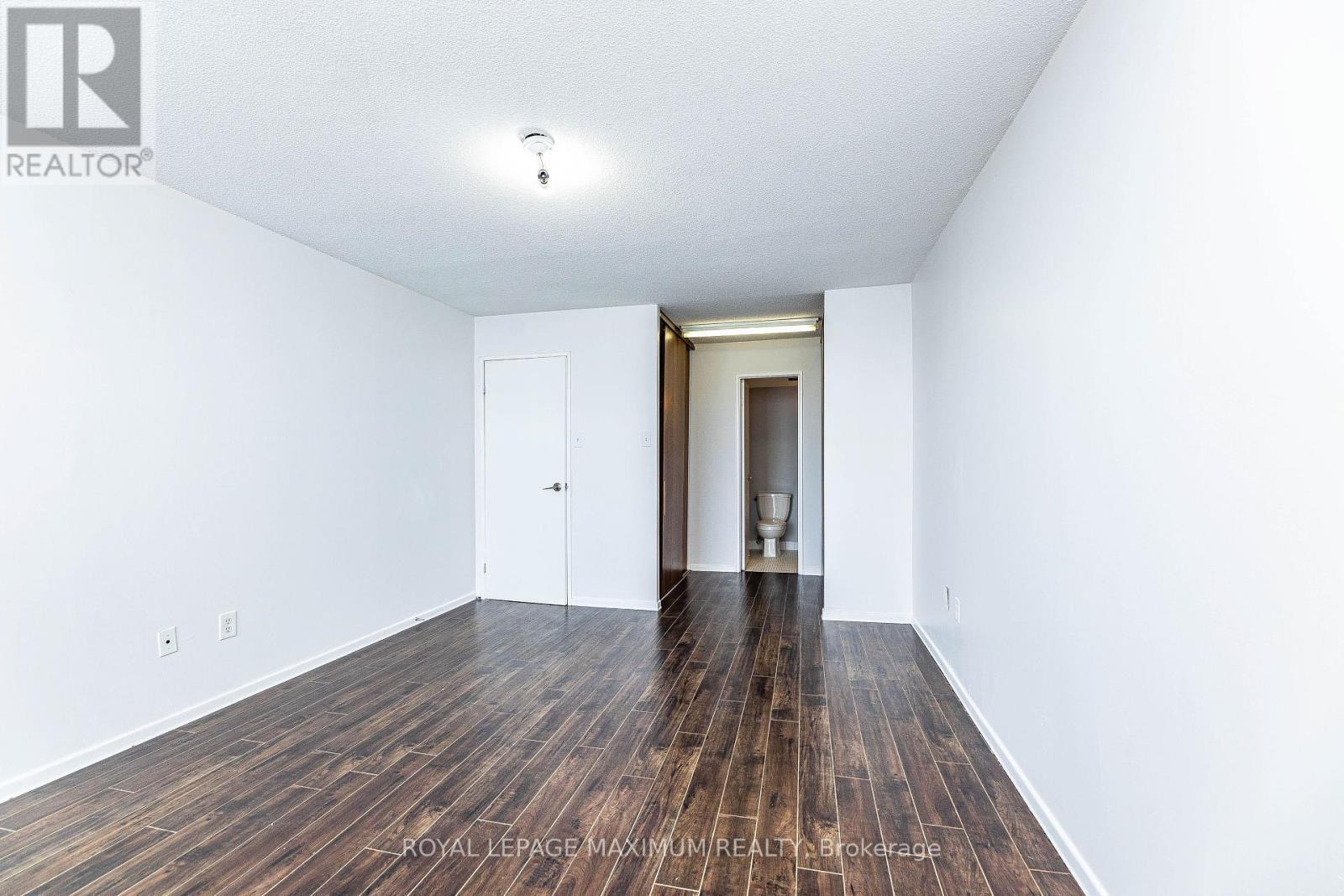 












1912 - 15 KENSINGTON ROAD

,
Brampton,




Ontario
L6T3W2

