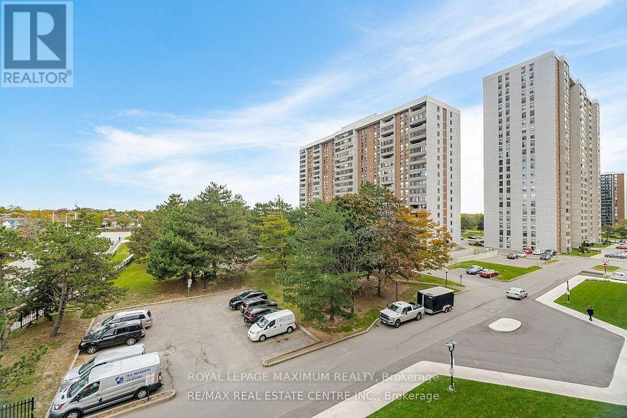 












1912 - 15 KENSINGTON ROAD

,
Brampton,




Ontario
L6T3W2

