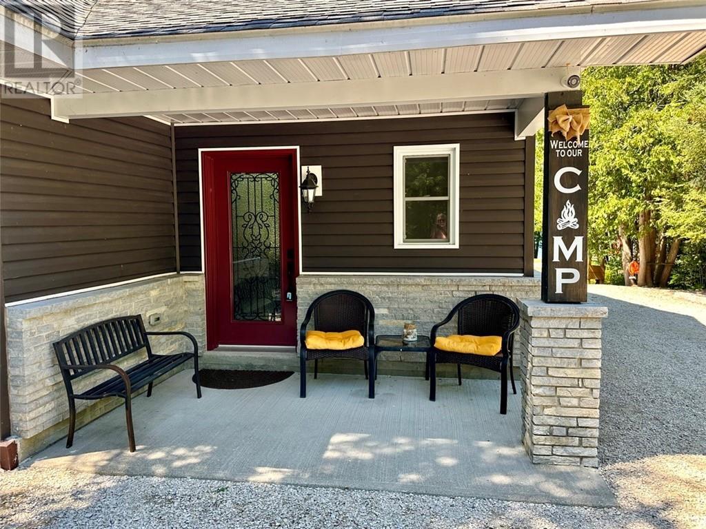 












190 McQuarrie Road

,
Kagawong, Manitoulin Island,




Ontario
P0P1J0

