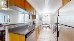 kitchen (photo from previous listing)