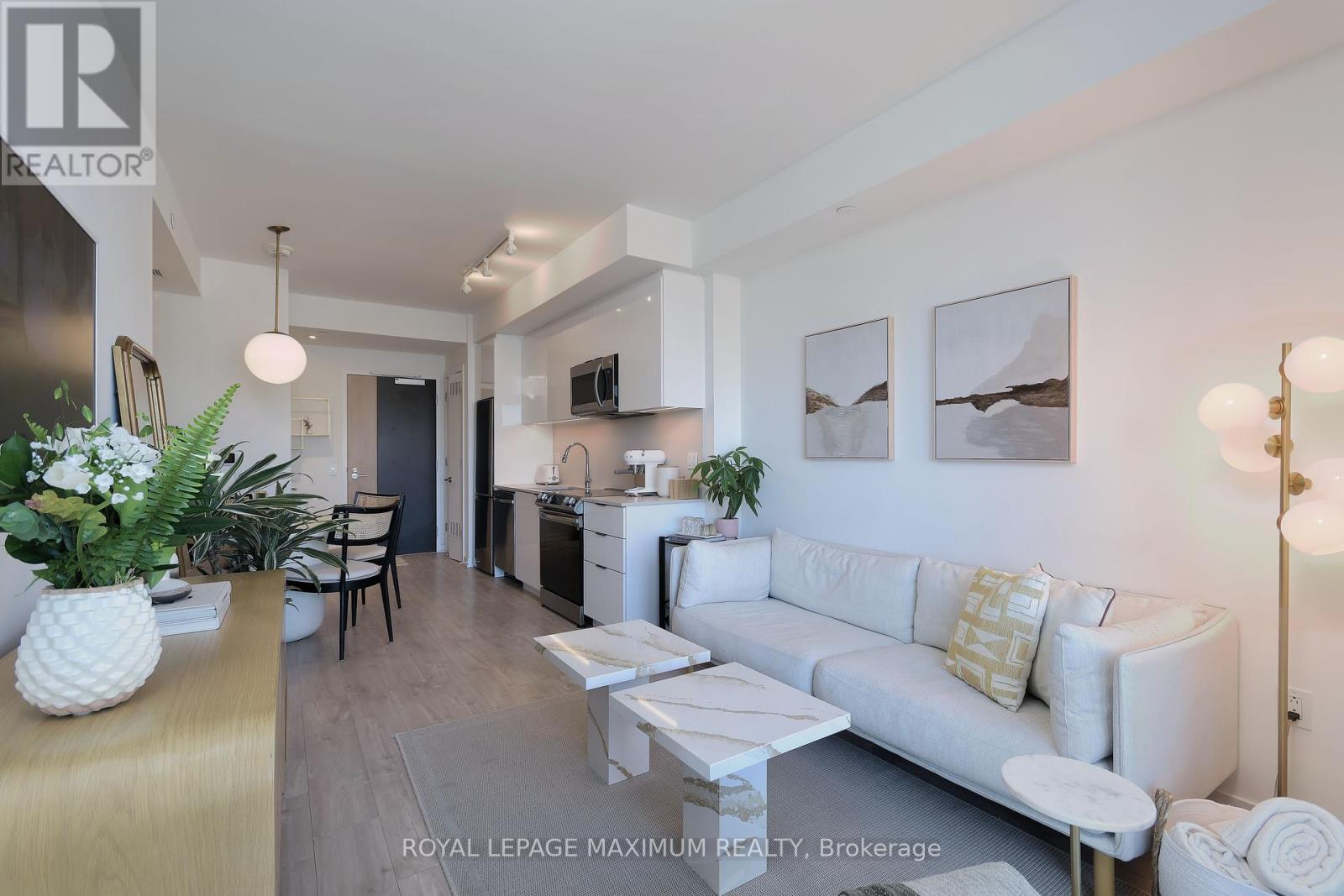 












1713 - 50 POWER STREET

,
Toronto,




Ontario
M5A0V3

