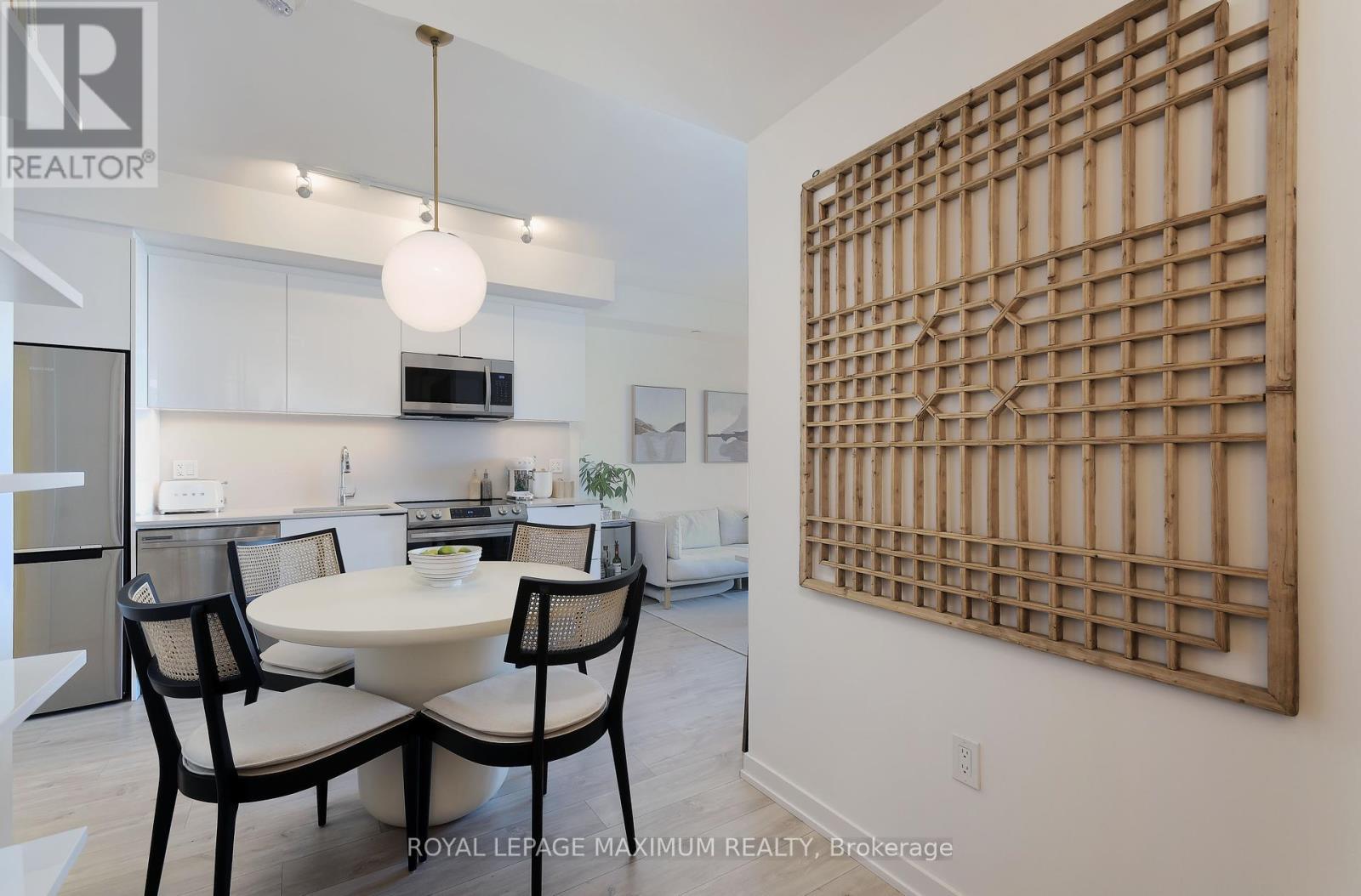 












1713 - 50 POWER STREET

,
Toronto,




Ontario
M5A0V3

