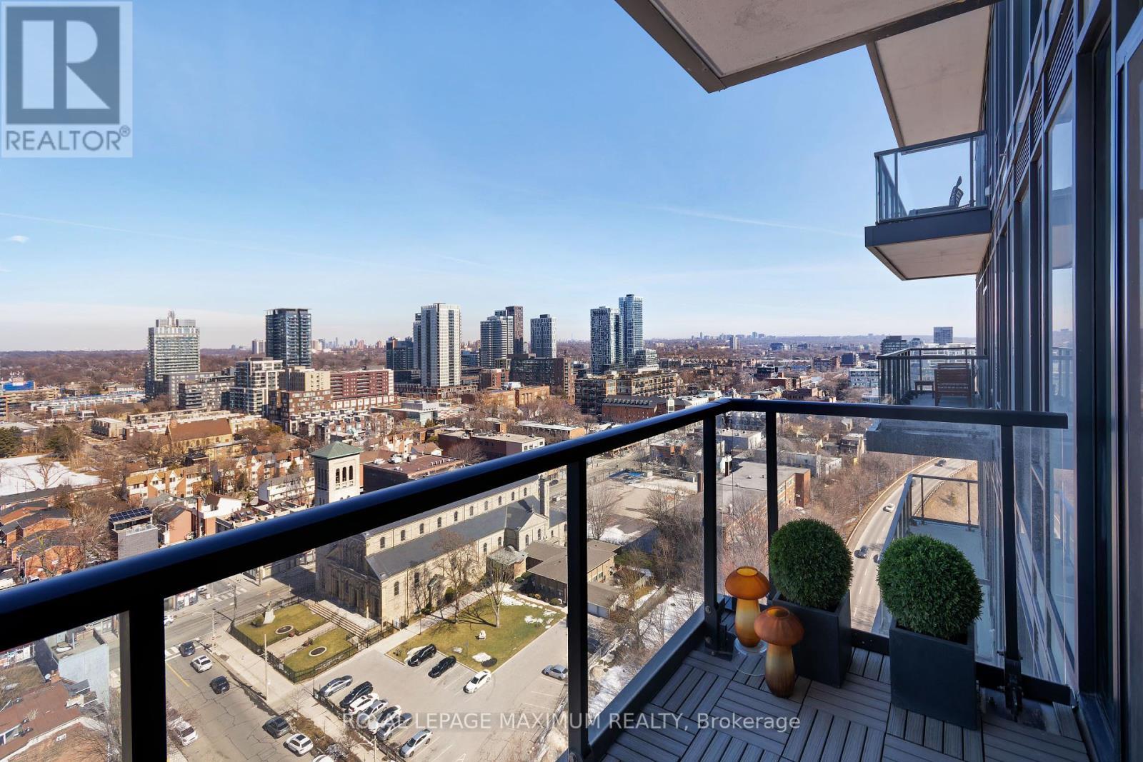 












1713 - 50 POWER STREET

,
Toronto,




Ontario
M5A0V3

