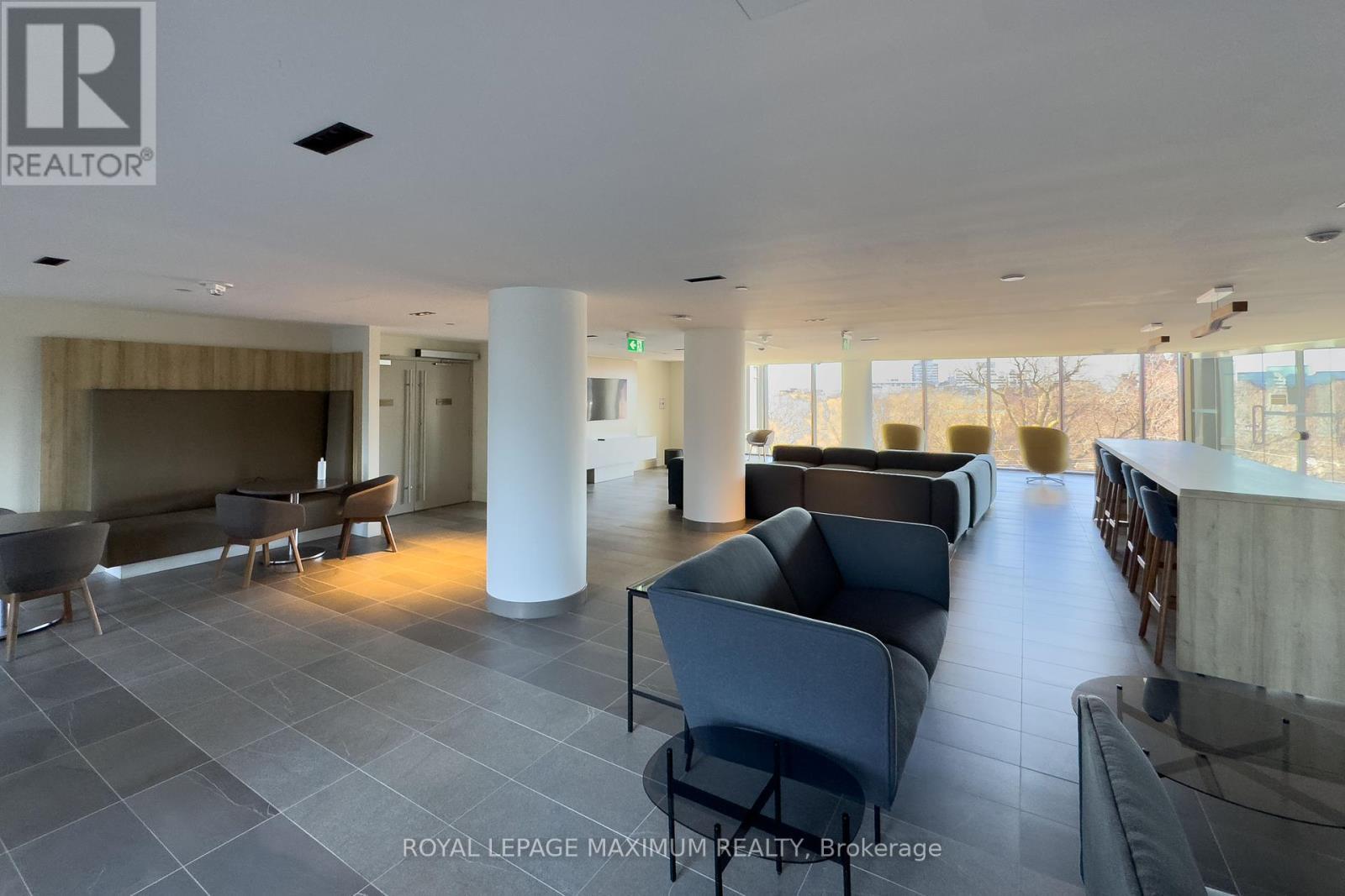 












1713 - 50 POWER STREET

,
Toronto,




Ontario
M5A0V3

