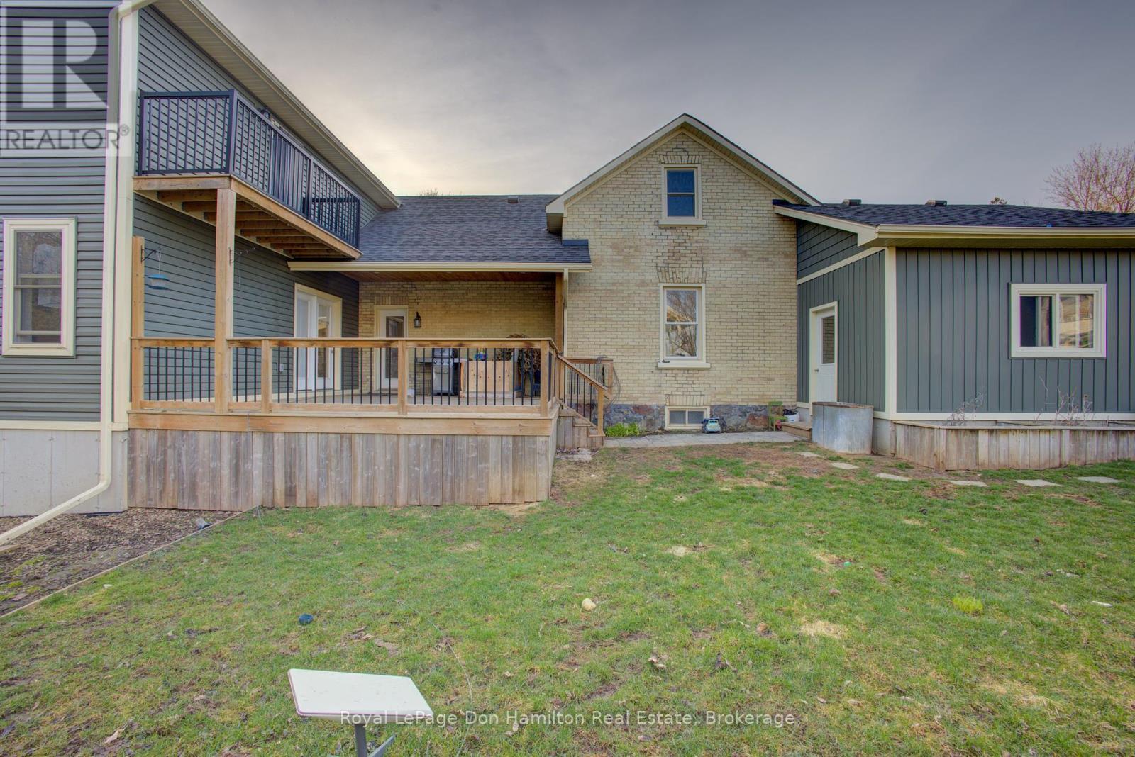 












31 PELLISTER STREET W

,
Minto,




Ontario
N0G1Z0

