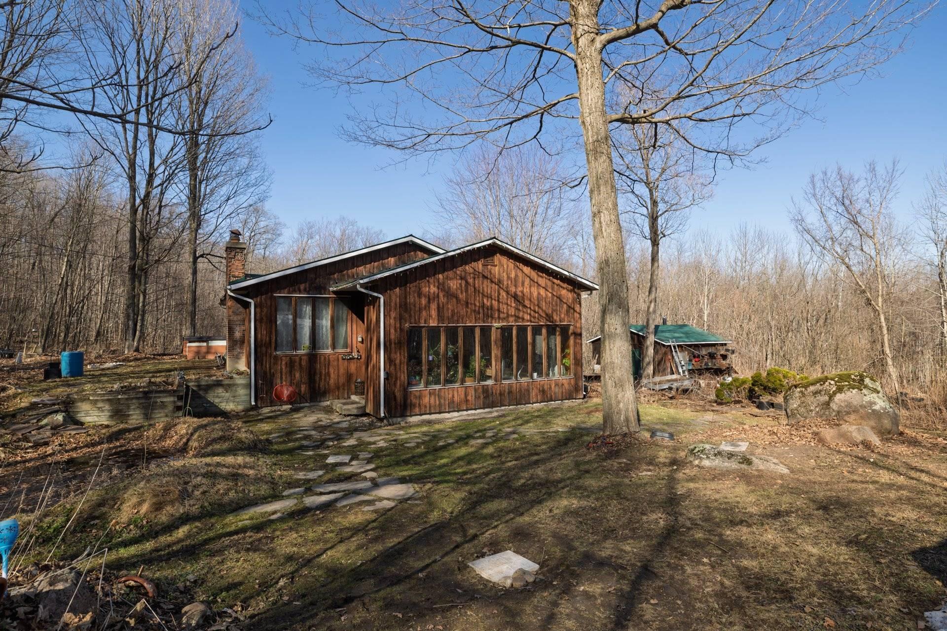 









80


Ch. St-Georges

,
Rigaud,




QC
J0P1P0

