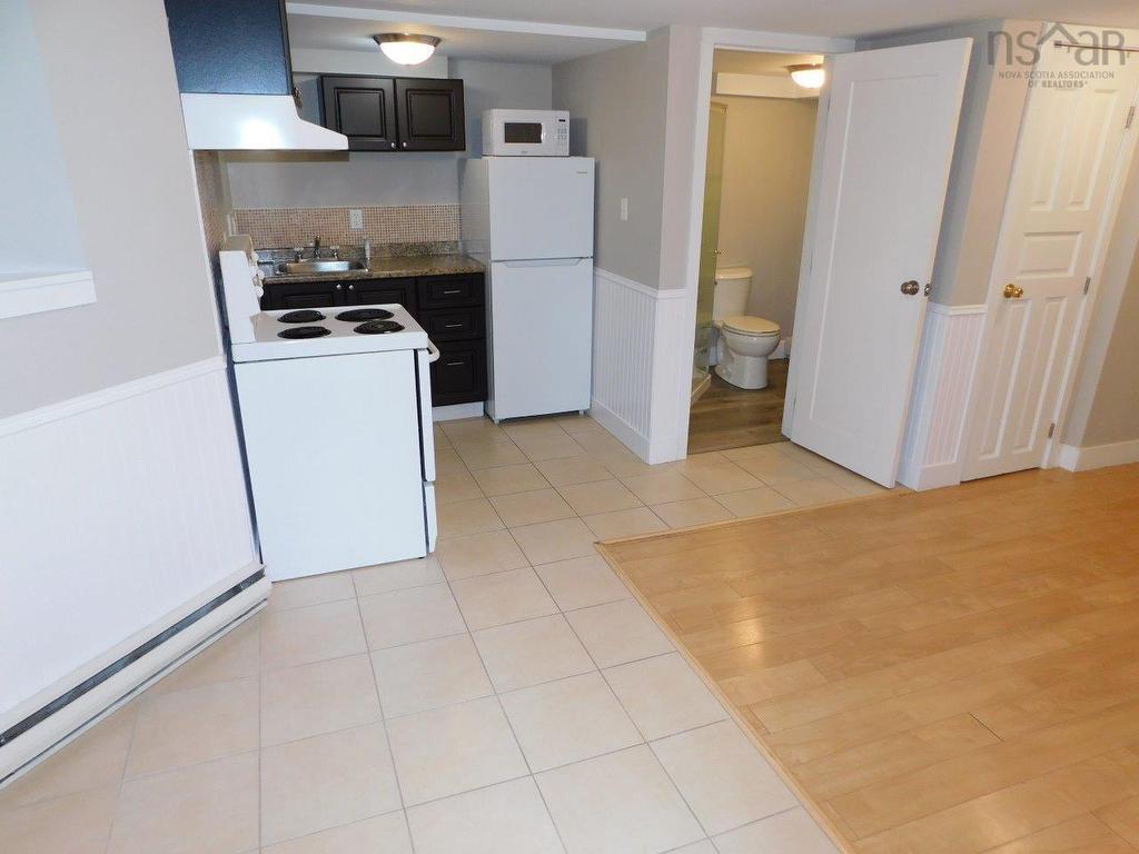 












5271 Harvey Street

,
Halifax Peninsula,




NS
B3J 1A8


