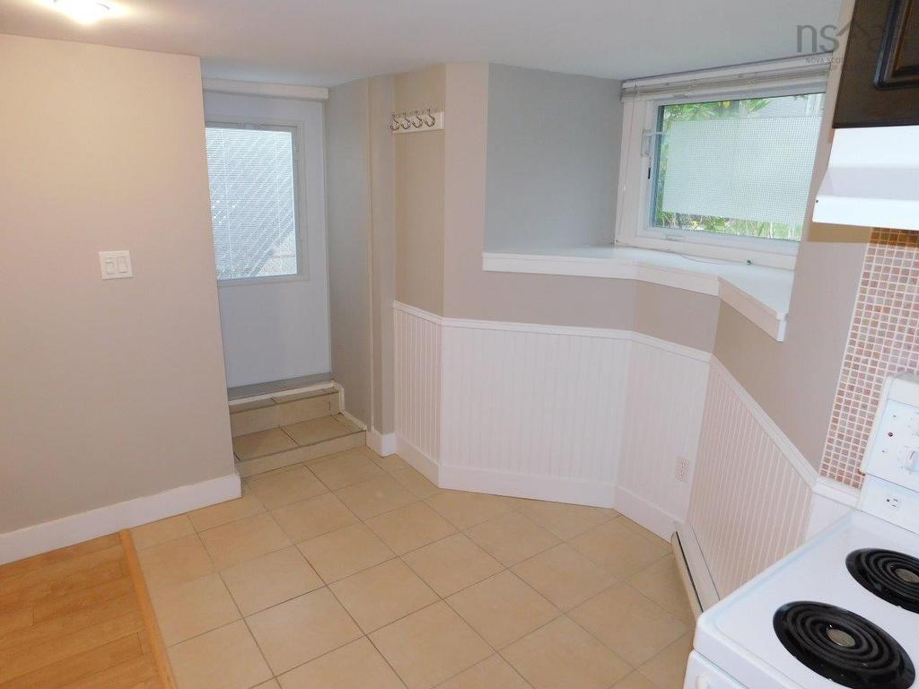 












5271 Harvey Street

,
Halifax Peninsula,




NS
B3J 1A8

