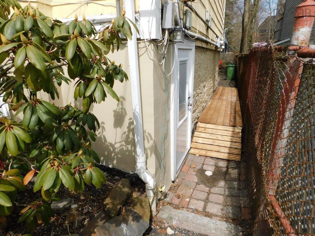 












5271 Harvey Street

,
Halifax Peninsula,




NS
B3J 1A8


