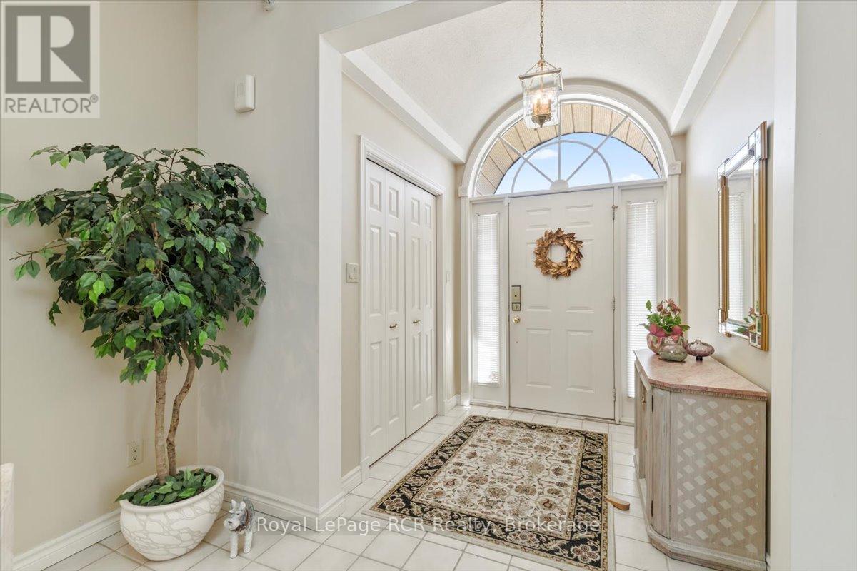 












284 2ND AVENUE

,
Hanover,




Ontario
N4N3S1

