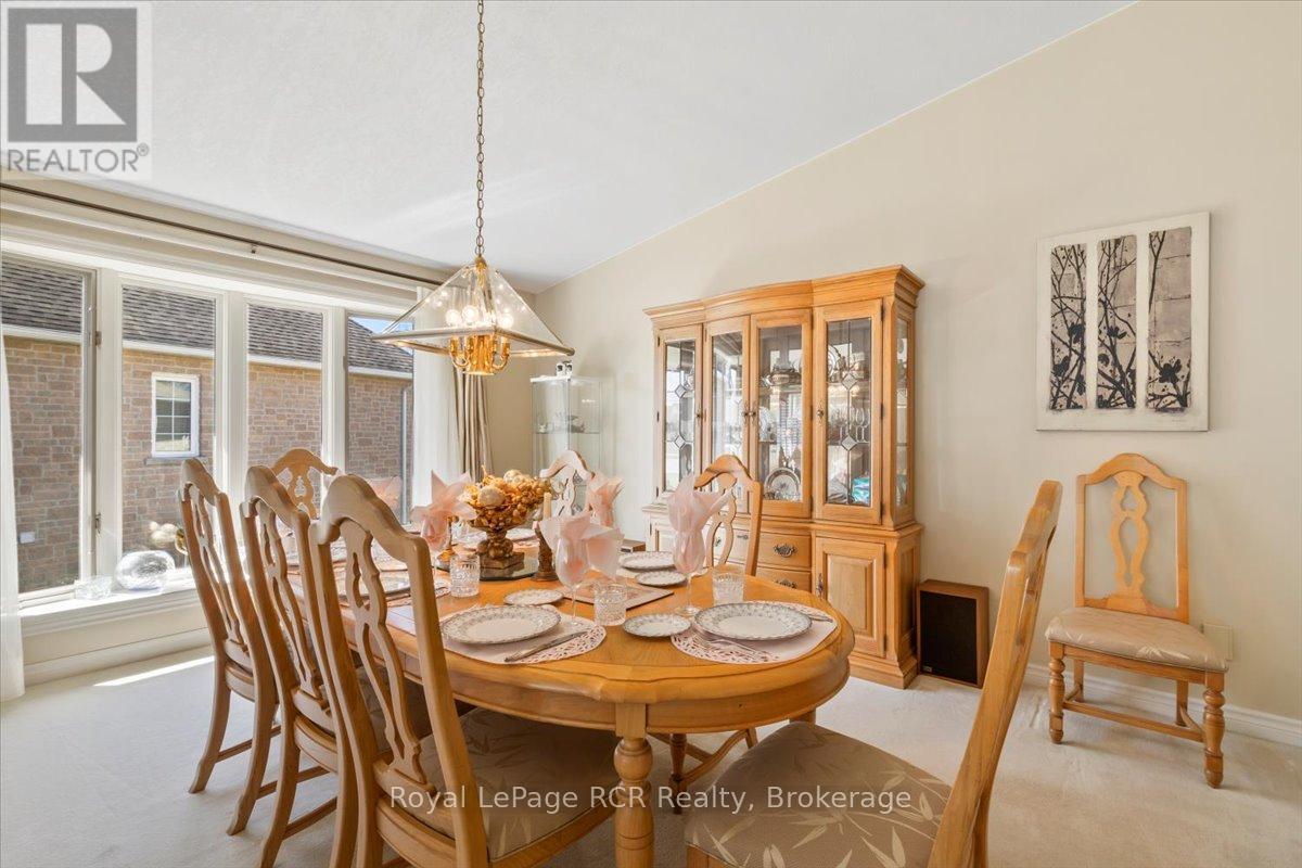 












284 2ND AVENUE

,
Hanover,




Ontario
N4N3S1

