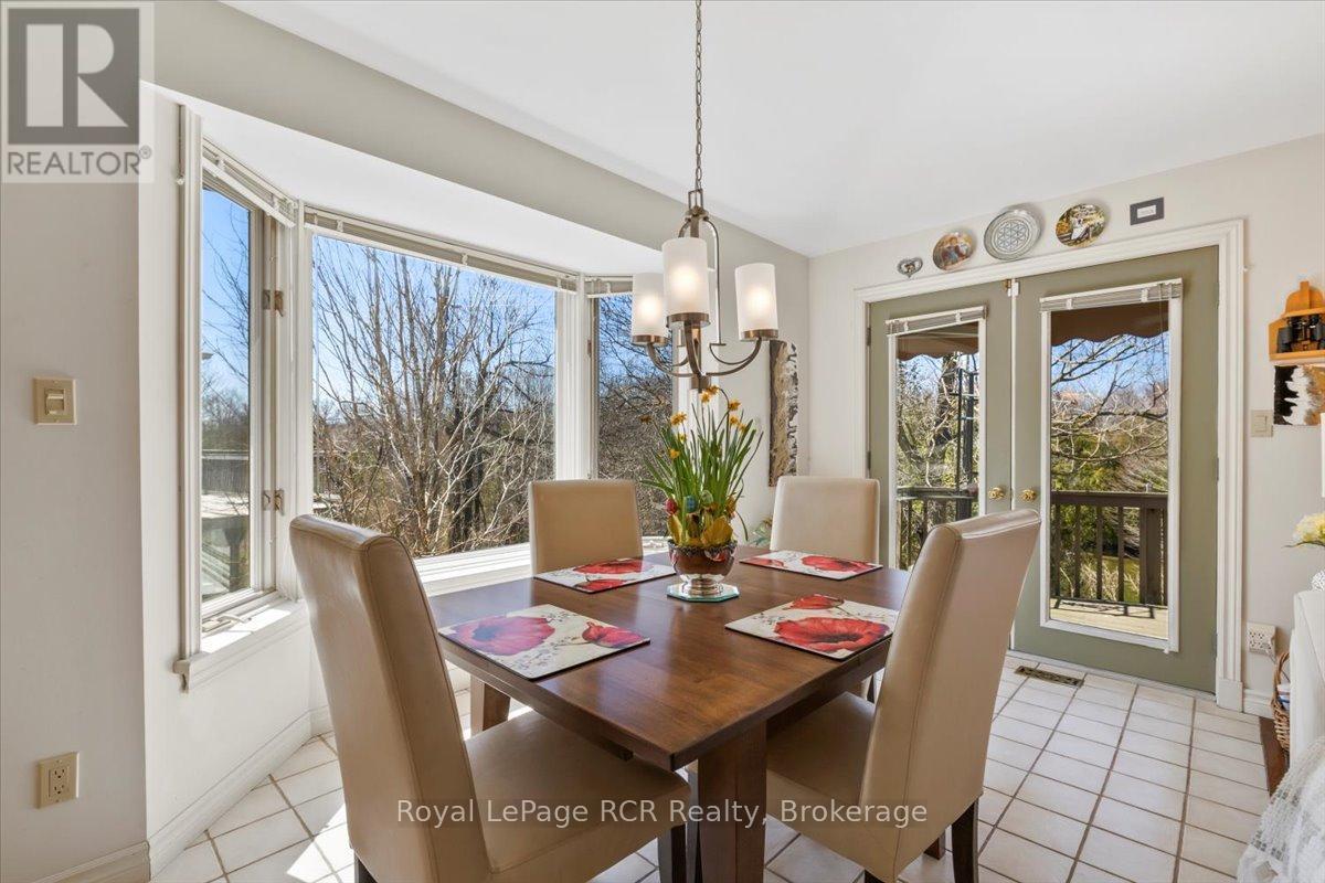 












284 2ND AVENUE

,
Hanover,




Ontario
N4N3S1

