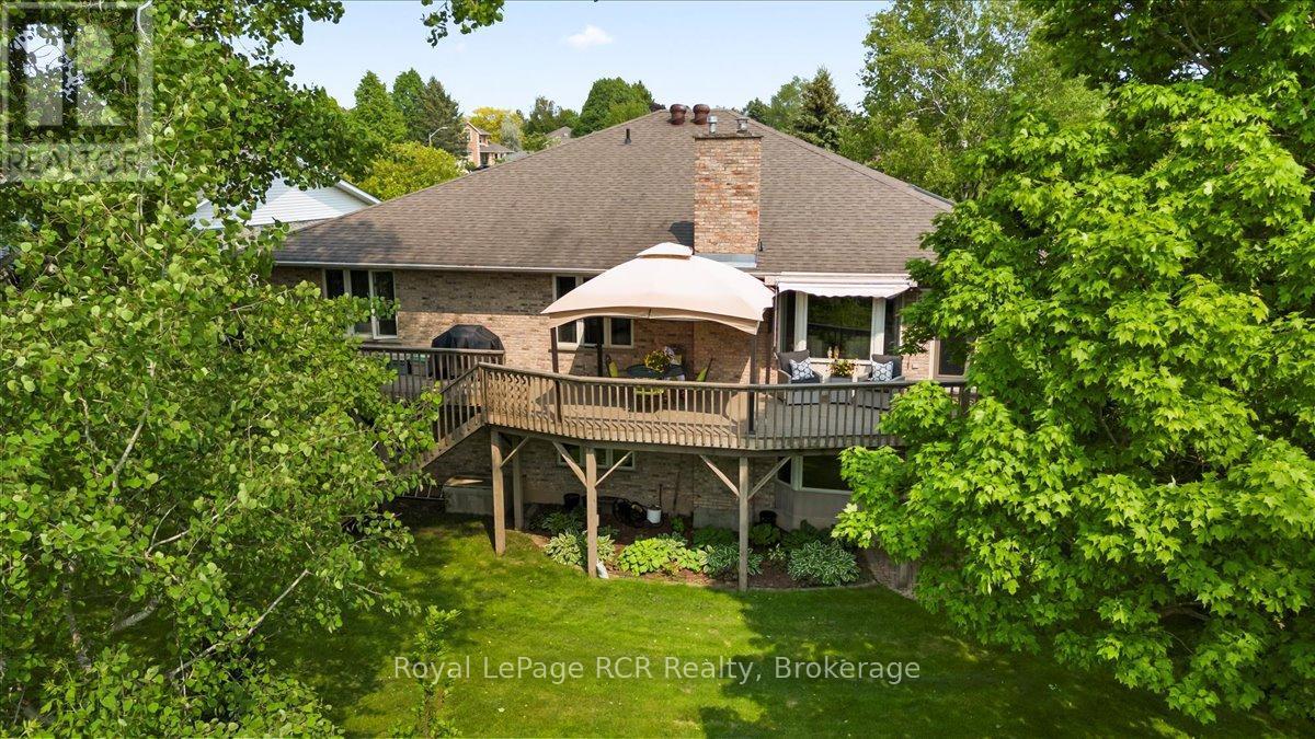 












284 2ND AVENUE

,
Hanover,




Ontario
N4N3S1

