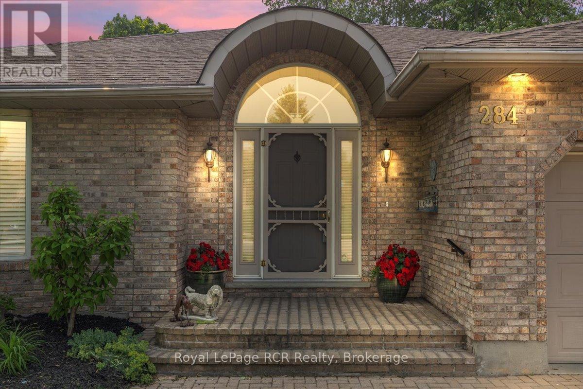 












284 2ND AVENUE

,
Hanover,




Ontario
N4N3S1


