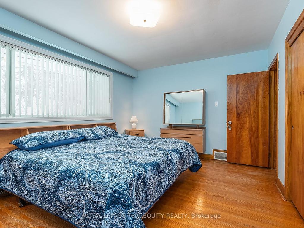 









80


Glenaden

Avenue East,
Toronto,




ON
M8Y 2L3

