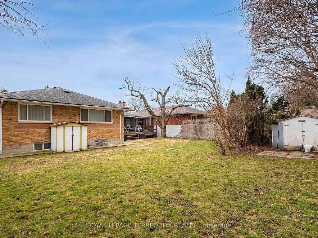 









80


Glenaden

Avenue East,
Toronto,




ON
M8Y 2L3

