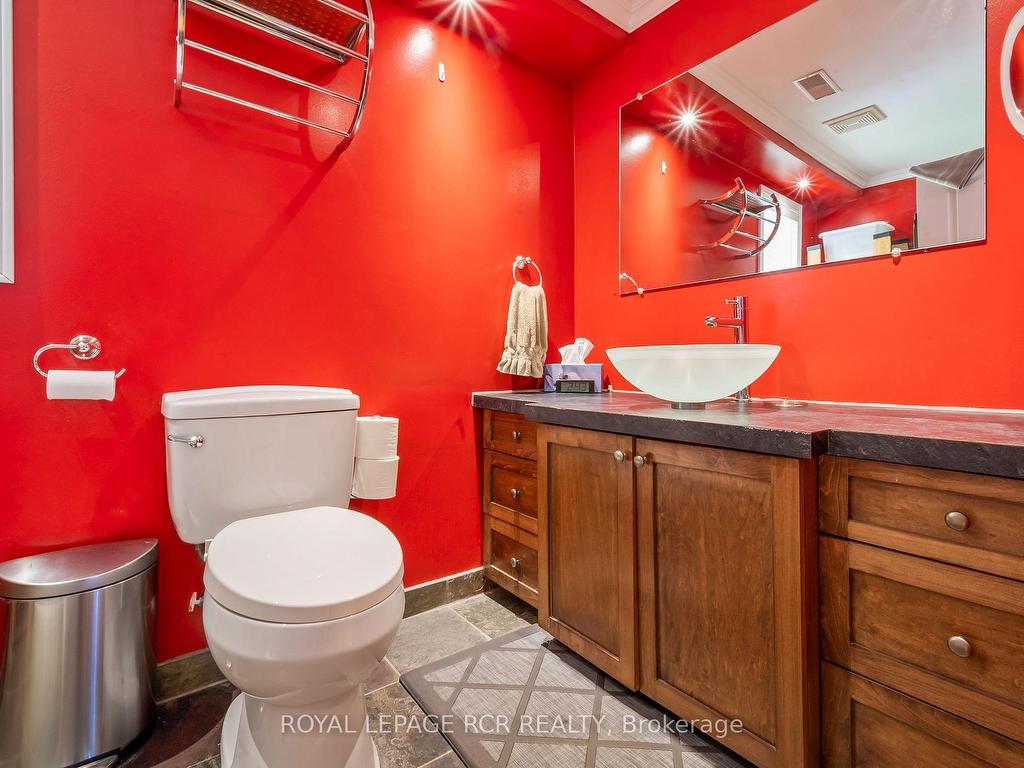 









50


Trafalgar

Road,
Erin,




ON
N0B 1Z0

