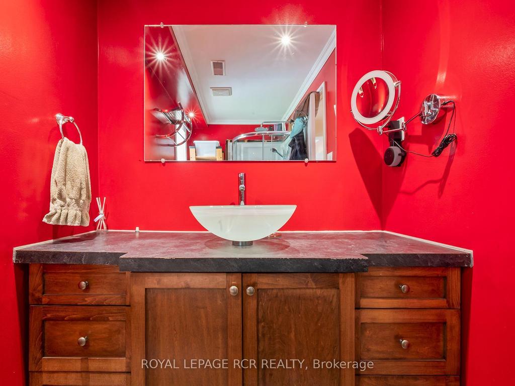 









50


Trafalgar

Road,
Erin,




ON
N0B 1Z0

