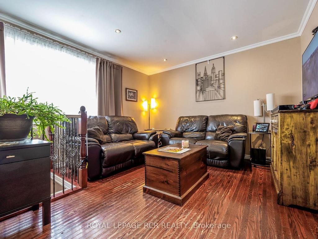 









50


Trafalgar

Road,
Erin,




ON
N0B 1Z0

