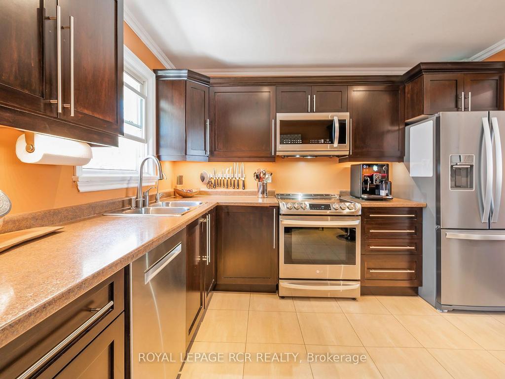 









50


Trafalgar

Road,
Erin,




ON
N0B 1Z0

