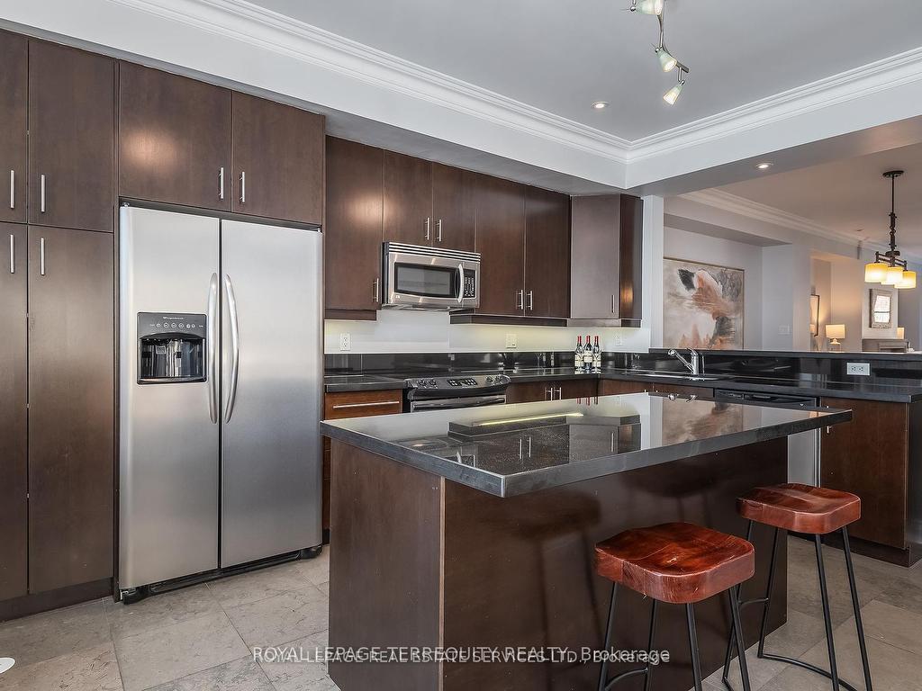 









11


Shires

Lane,
Toronto,




ON
M8Z 6C9

