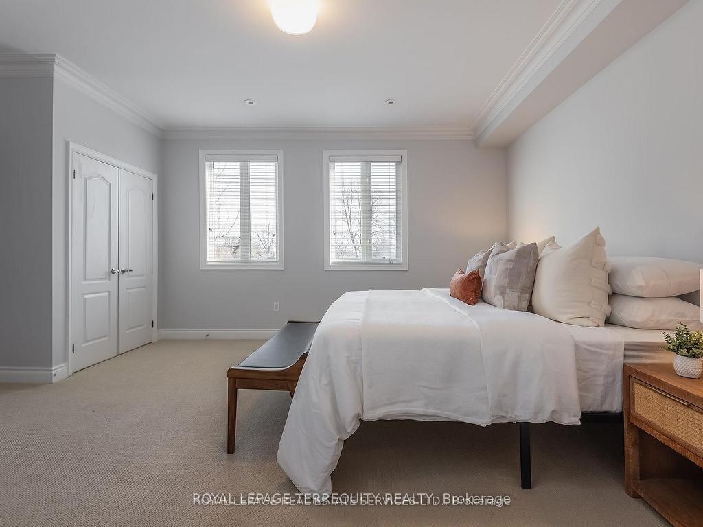 









11


Shires

Lane,
Toronto,




ON
M8Z 6C9

