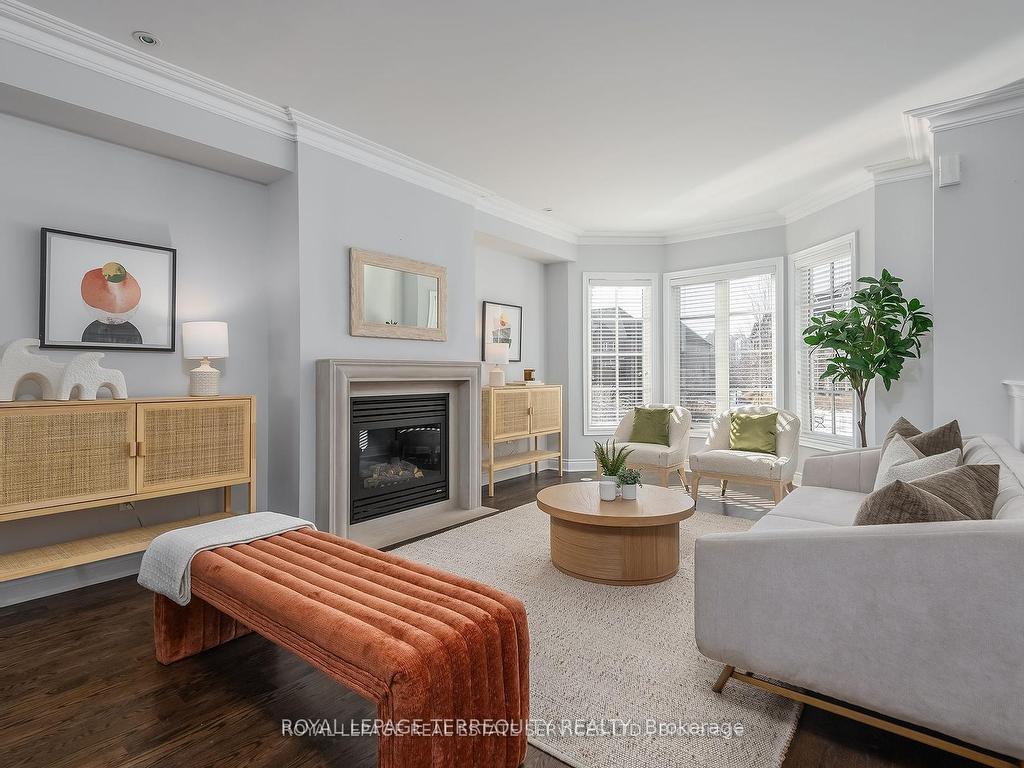 









11


Shires

Lane,
Toronto,




ON
M8Z 6C9

