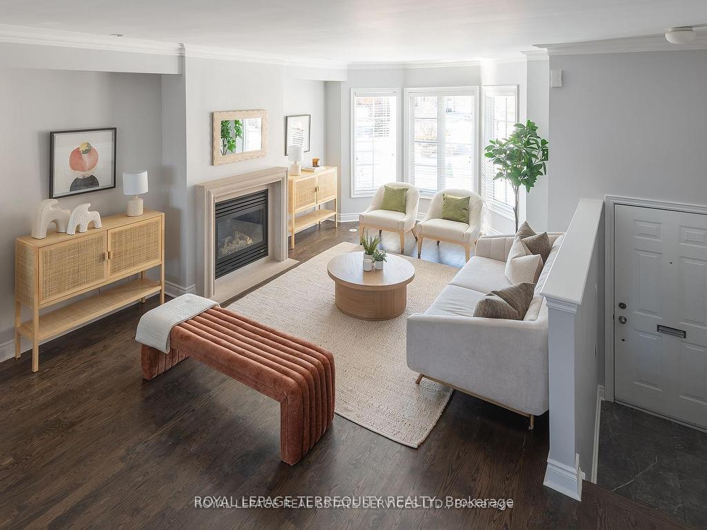 









11


Shires

Lane,
Toronto,




ON
M8Z 6C9

