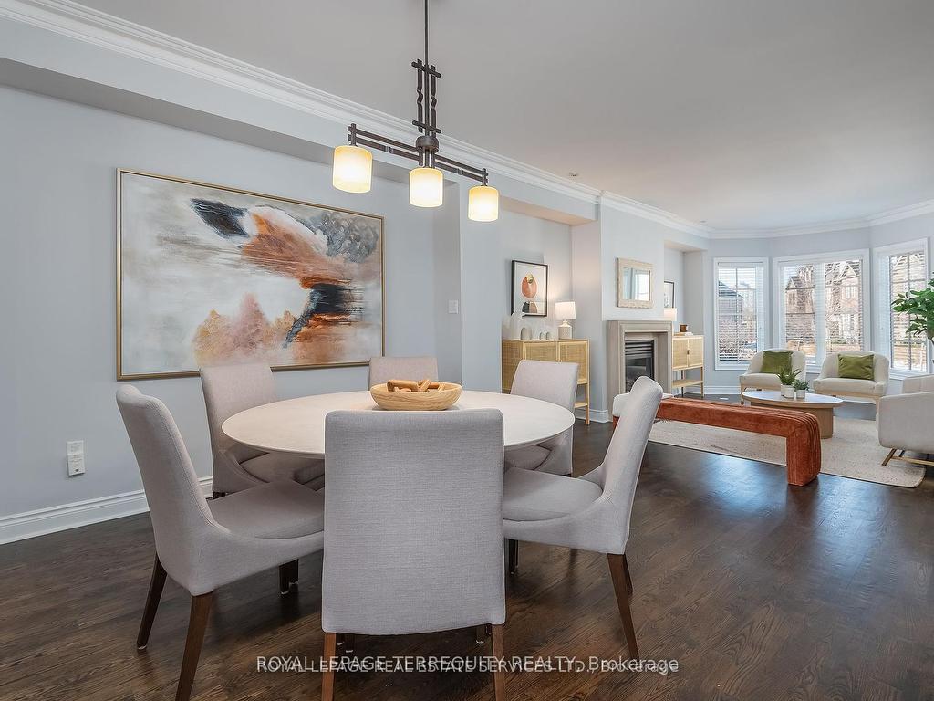 









11


Shires

Lane,
Toronto,




ON
M8Z 6C9

