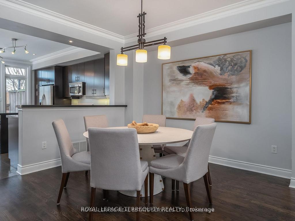 









11


Shires

Lane,
Toronto,




ON
M8Z 6C9

